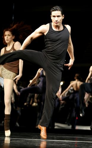 Photos: Mario Lopez Joins 'A Chorus Line' — photo 36 of 80