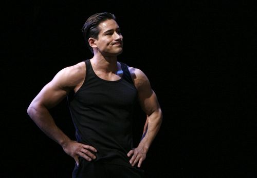 Photos: Mario Lopez Joins 'A Chorus Line' — photo 49 of 80