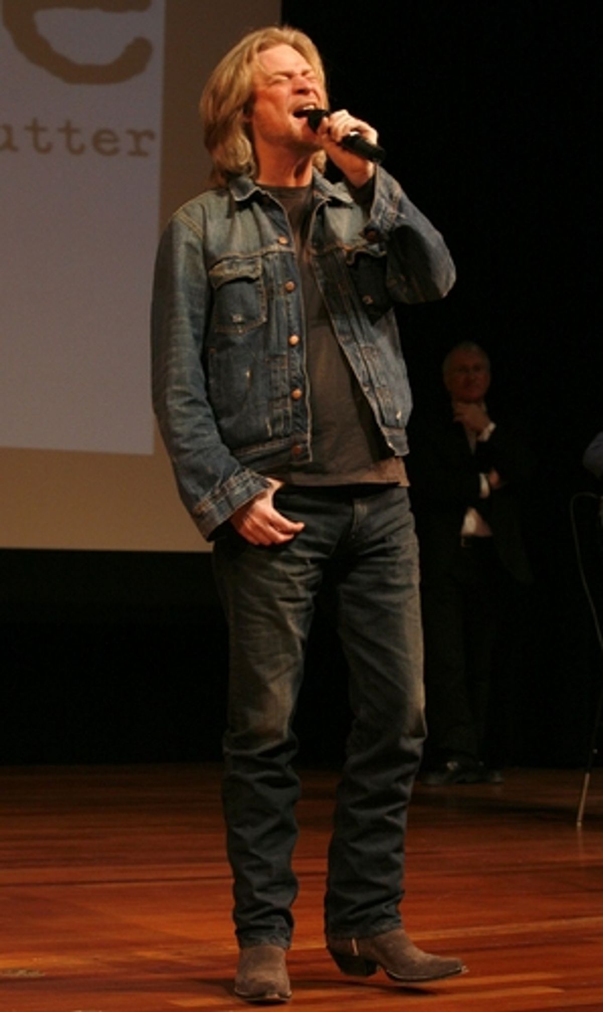 Darryl Hall at 