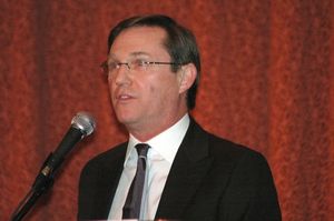 Richard Thomas
 Photo