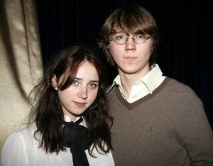 Zoe Kazan and Paul Dano Photo