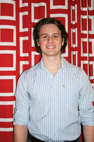 Jonathan Groff Photo