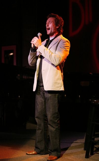 Aaron Lazar Photo