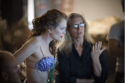 Julianne Moore talks with photographer Annie Leibovitz  Photo