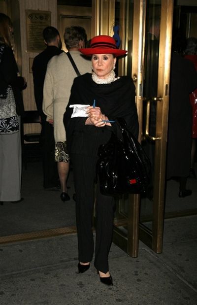 Cindy Adams Photo