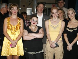 Elizabeth Stanley, Carly Jibson, Lacey Kohl, and Courtney Balan Photo