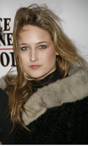 Leelee Sobieski Photo
