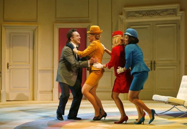 Bradley Whitford, Mary McCormack, Kathryn Hahn, and Gina Gershon Photo