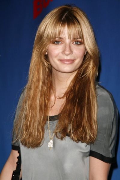 Mischa Barton Photo