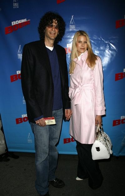 Howard Stern and Beth Ostrosky Photo