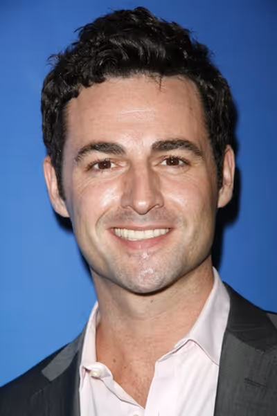 Max von Essen Photo