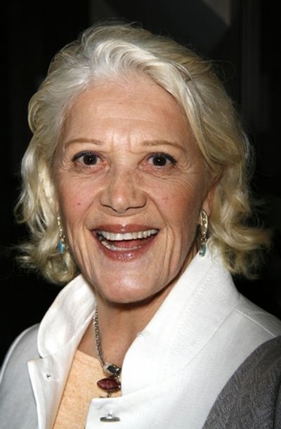 Linda Lavin 
 Photo
