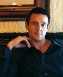 Nathan Gunn Photo