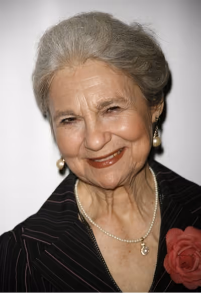 Lynn Cohen Photo