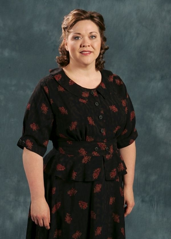 Pamela Armstrong Photo