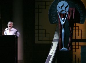 Martha Plimpton Photo