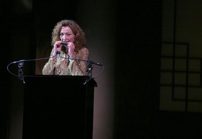 Julie White Photo
