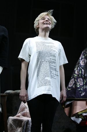 Martha Plimpton Photo