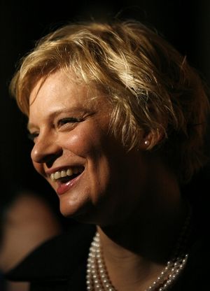 Martha Plimpton Photo