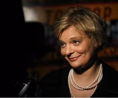 Martha Plimpton Photo
