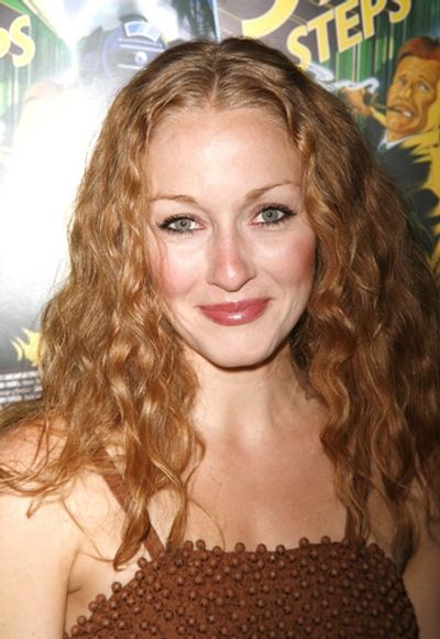 Jennifer Ferrin
 Photo
