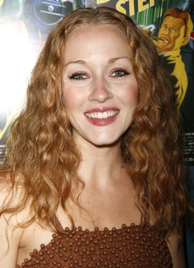 Jennifer Ferrin
 Photo