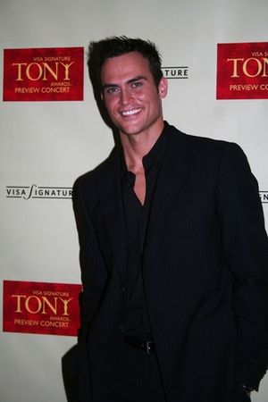 Cheyenne Jackson Photo