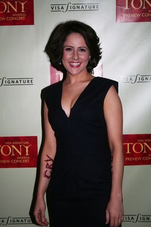 Alli Mauzey (Cry Baby) Photo