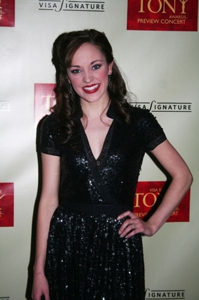 Laura Osnes Photo