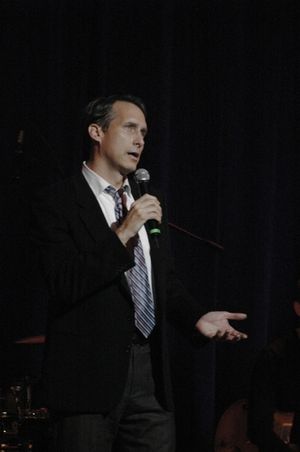 Gregg Edelman
 Photo