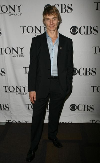 Ben Daniels Photo