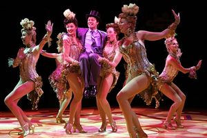 Jim Stanek (Leo Bloom) and Ensemble Photo