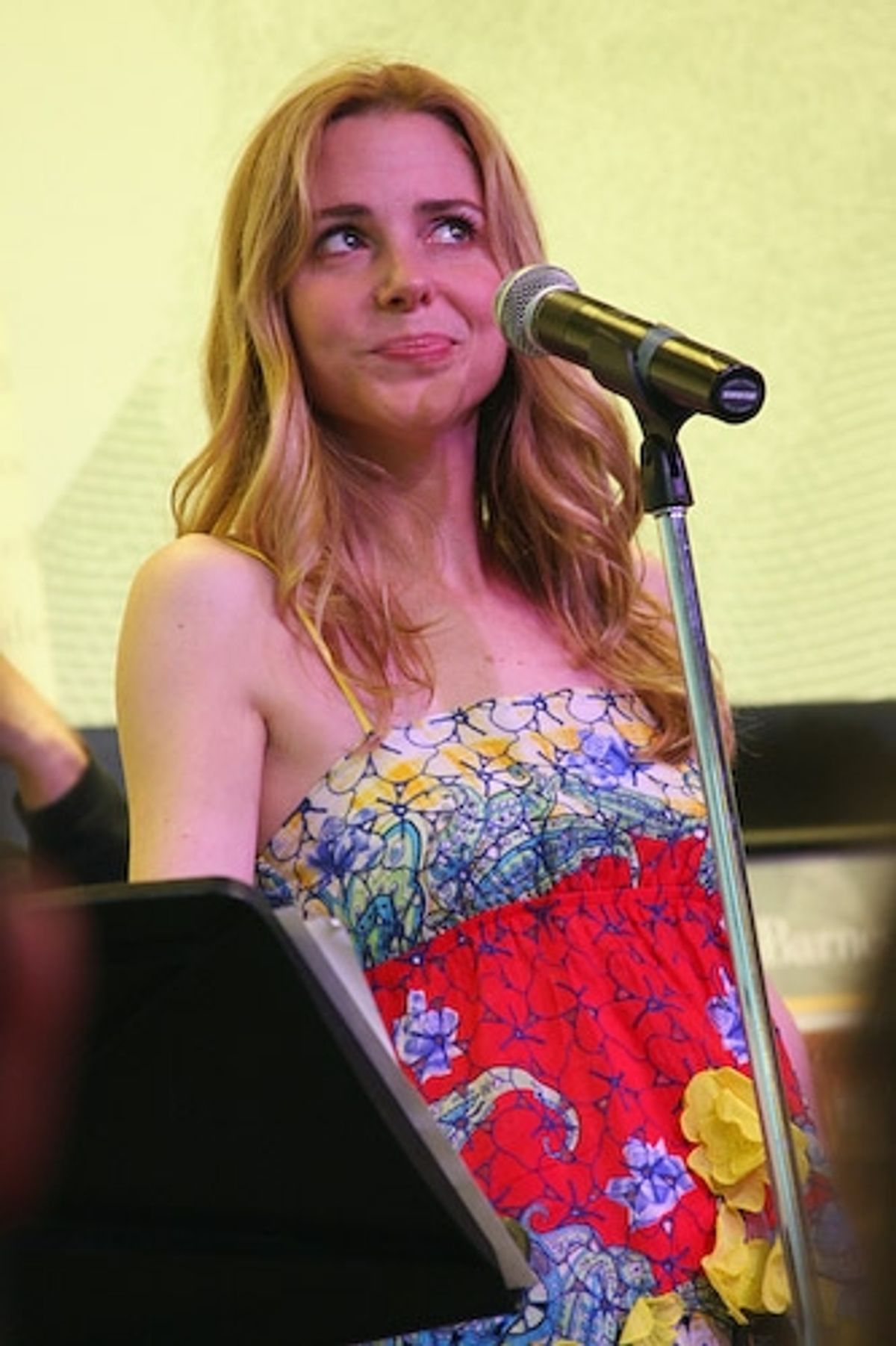 Kerry Butler at Tony Nominee Butler Peforms At Barnes & Noble
