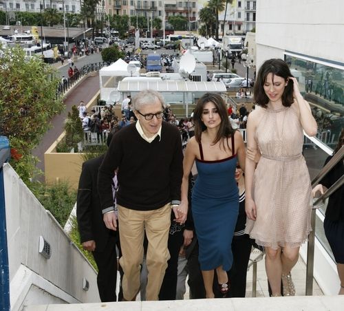 Photos: 'Vicky Christina Barcelona' Press Conf. — photo 7 of 47