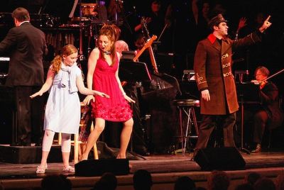 Lila Coogan, Donna Murphy, and Kevin Stites Photo