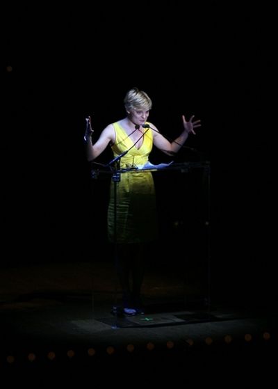 Martha Plimpton Photo