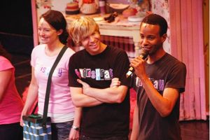Niki Scalera, Ashley Parker Angel, and Tevin Campbell
@ BroadwayWorld Niki Scalera, Ashley Parker Angel, and Tevin Campbell
Photo