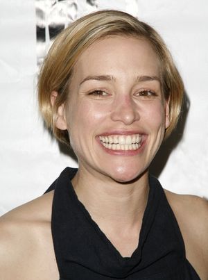 Piper Perabo Photo