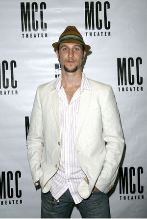 Pablo Schreiber Photo