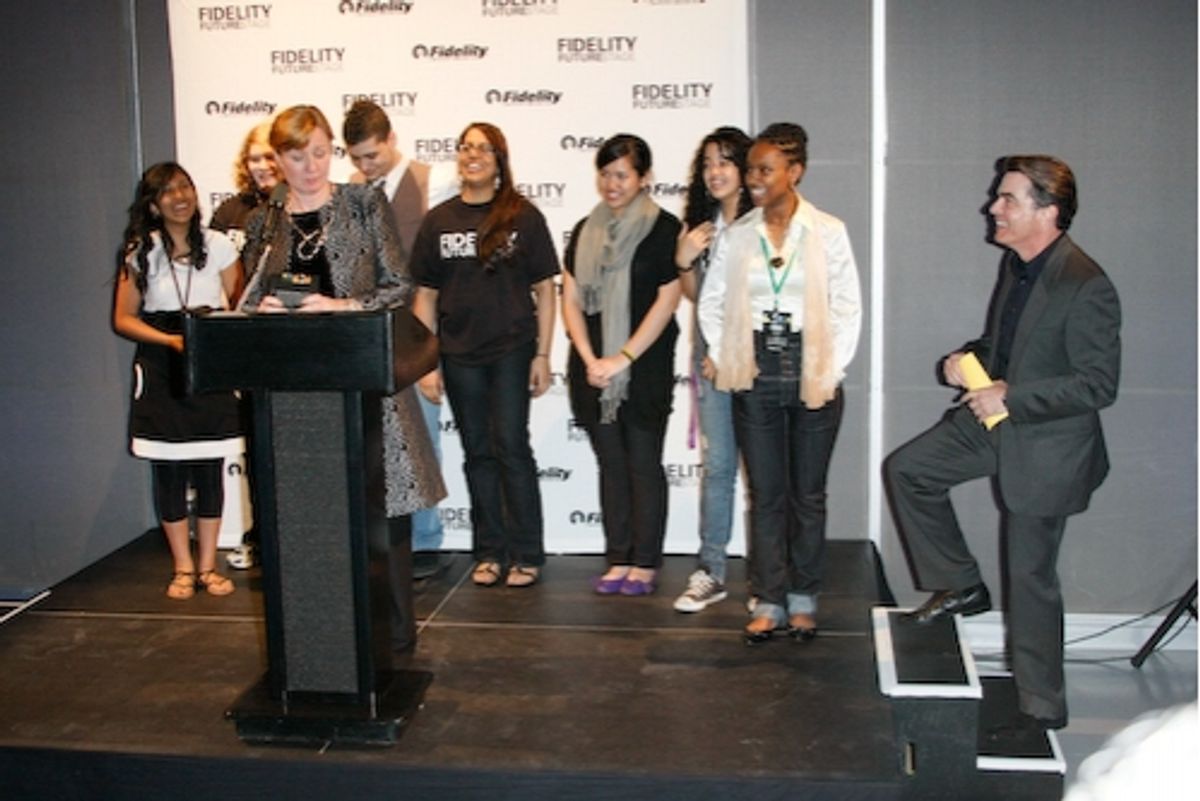 Fidelity Investments EVP, Jennifer Brown, students and Peter Gallagher at 