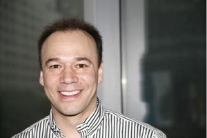 Danny Burstein Photo