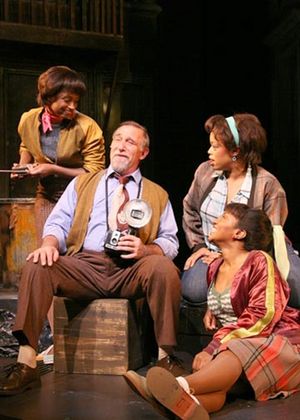 Montego Glover (Chiffon), Stephen Berger (Mr. Mushnik), Angela Grovey (Ronnette) and  Photo