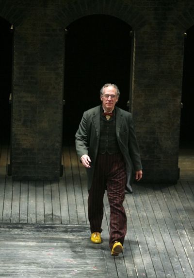 Mark Jacoby Photo