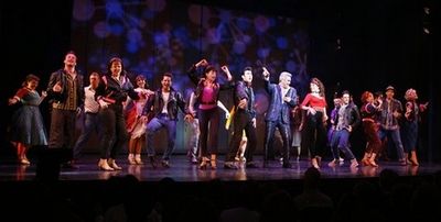Taylor Hicks, Max Crumm,Laura Osnes and the rest of the cast
 Photo