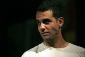 Bobby Cannavale Photo