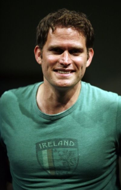 Steven Pasquale
 Photo