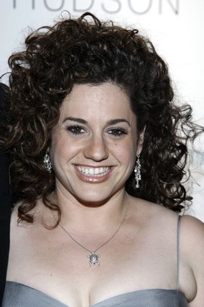 Marissa Jaret Winokur
 Photo