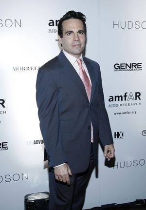 Mario Cantone
 Photo