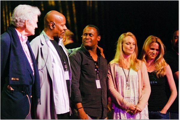 Hal Holbrook, Avery Brooks, Brandi Burkhardt and Lauren Kennedy Photo