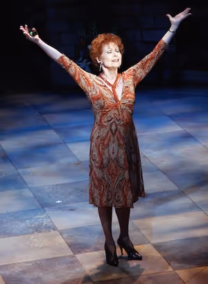 Carol Lawrence Photo